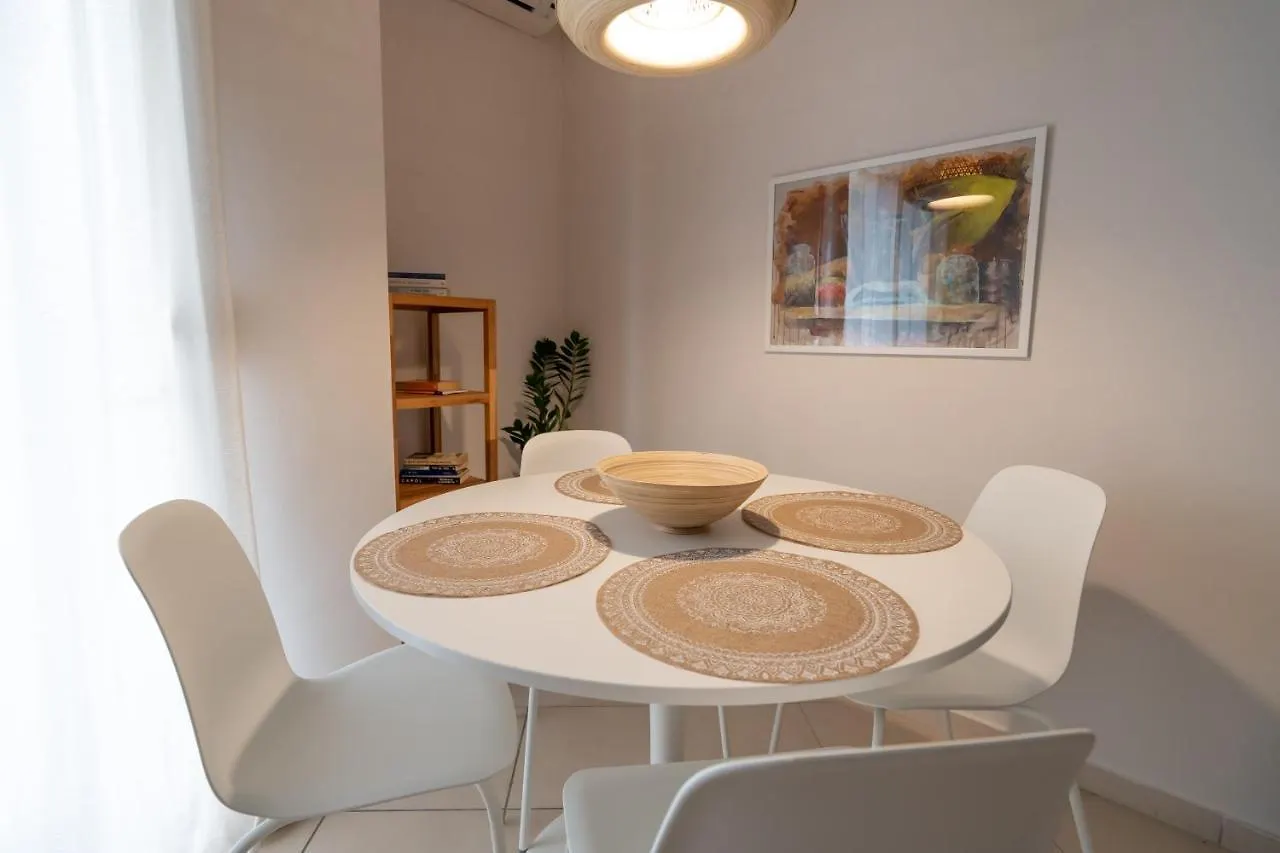 Elia Family Apartment Neos Marmaras